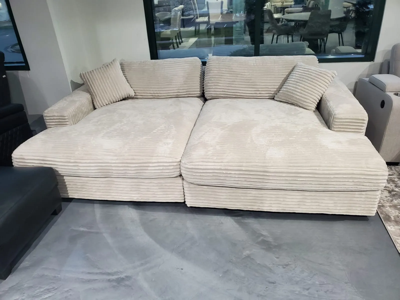 Beige Ultra-deep Cozy Plush Polyester Fabric Lounger- Model #919567