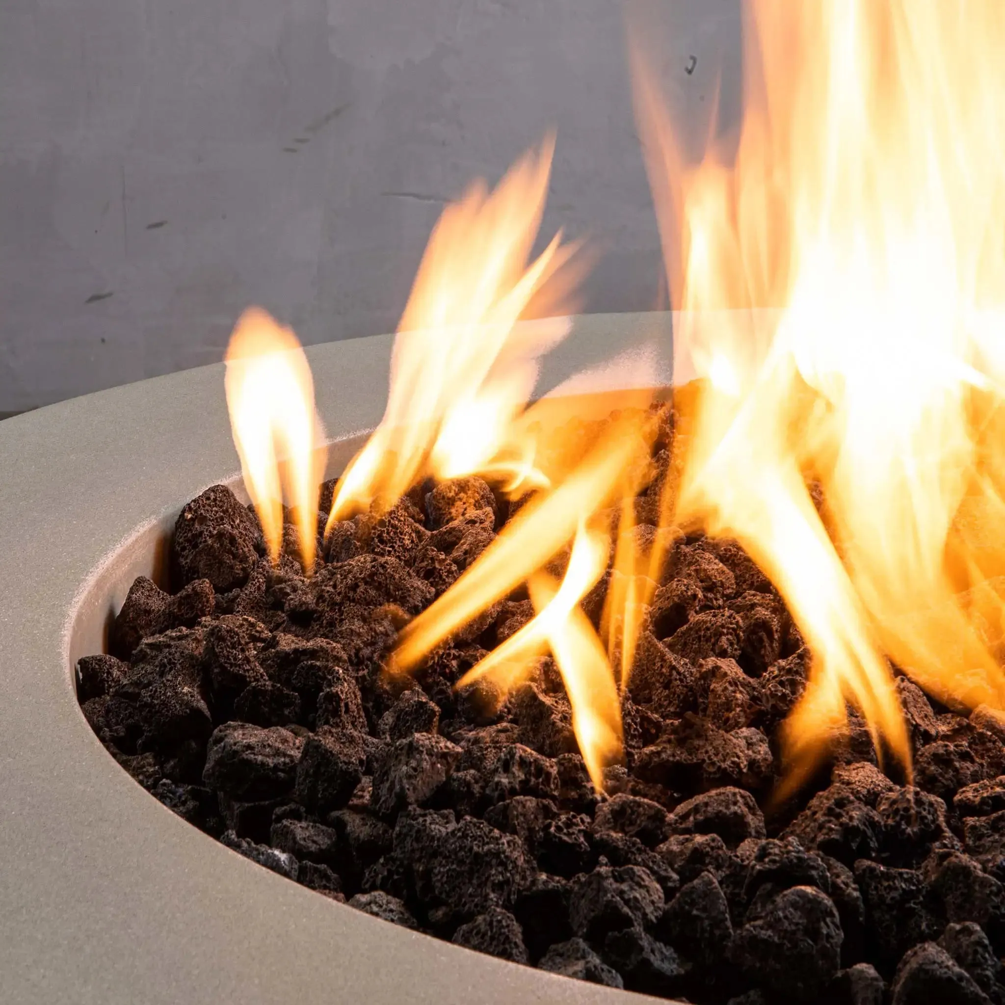 Gravity 36" W Beige Round Concrete CSA Electronic Ignition High/Low Propane Gas Fire Pit - SD-FP-GRAV-3616-BEIG-ELECCSAHL-LP by Starfire Designs