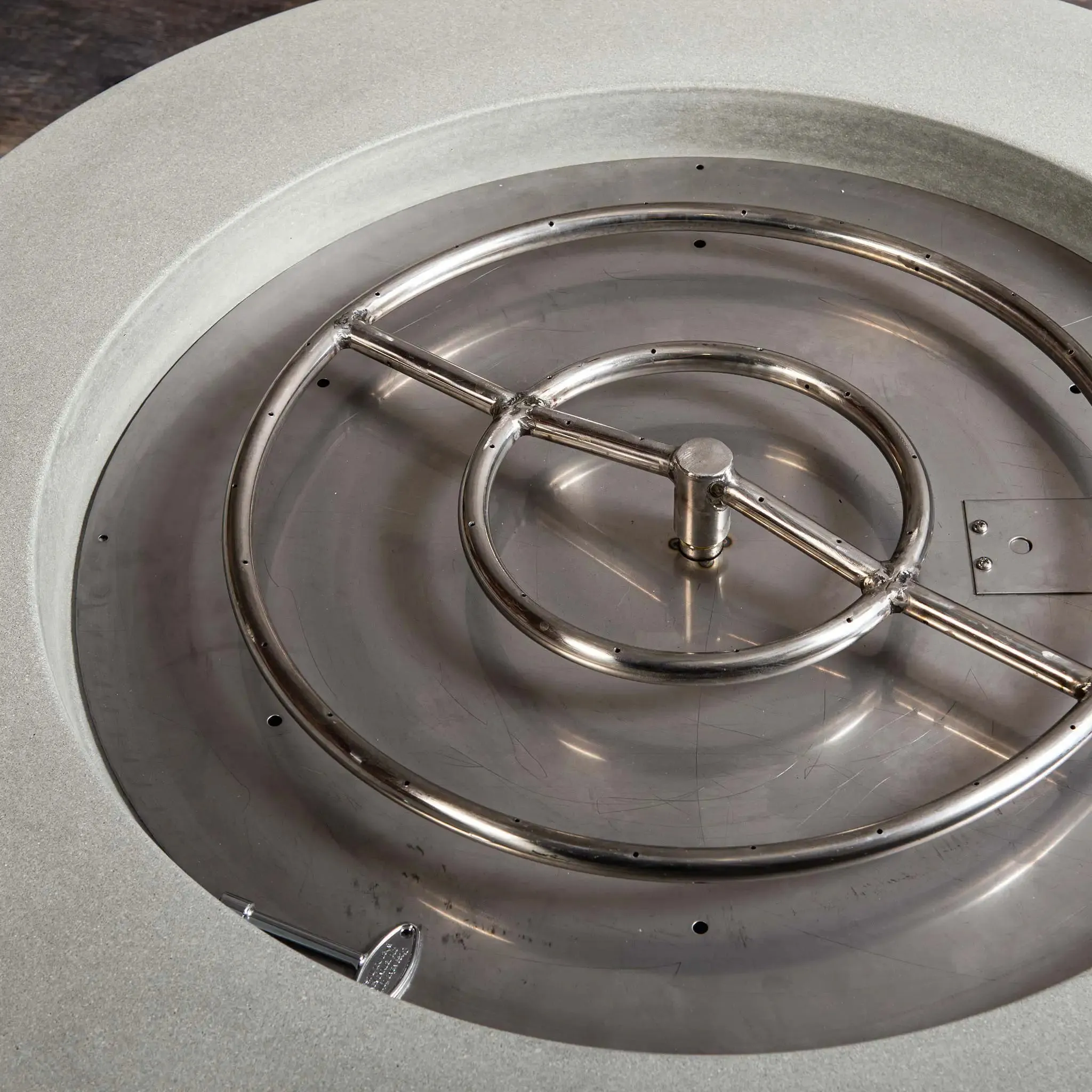 Gravity 36" W Natural Gray Round Concrete CSA Electronic Ignition High/Low Propane Gas Fire Pit - SD-FP-GRAV-3616-NATG-ELECCSAHL-LP by Starfire Designs