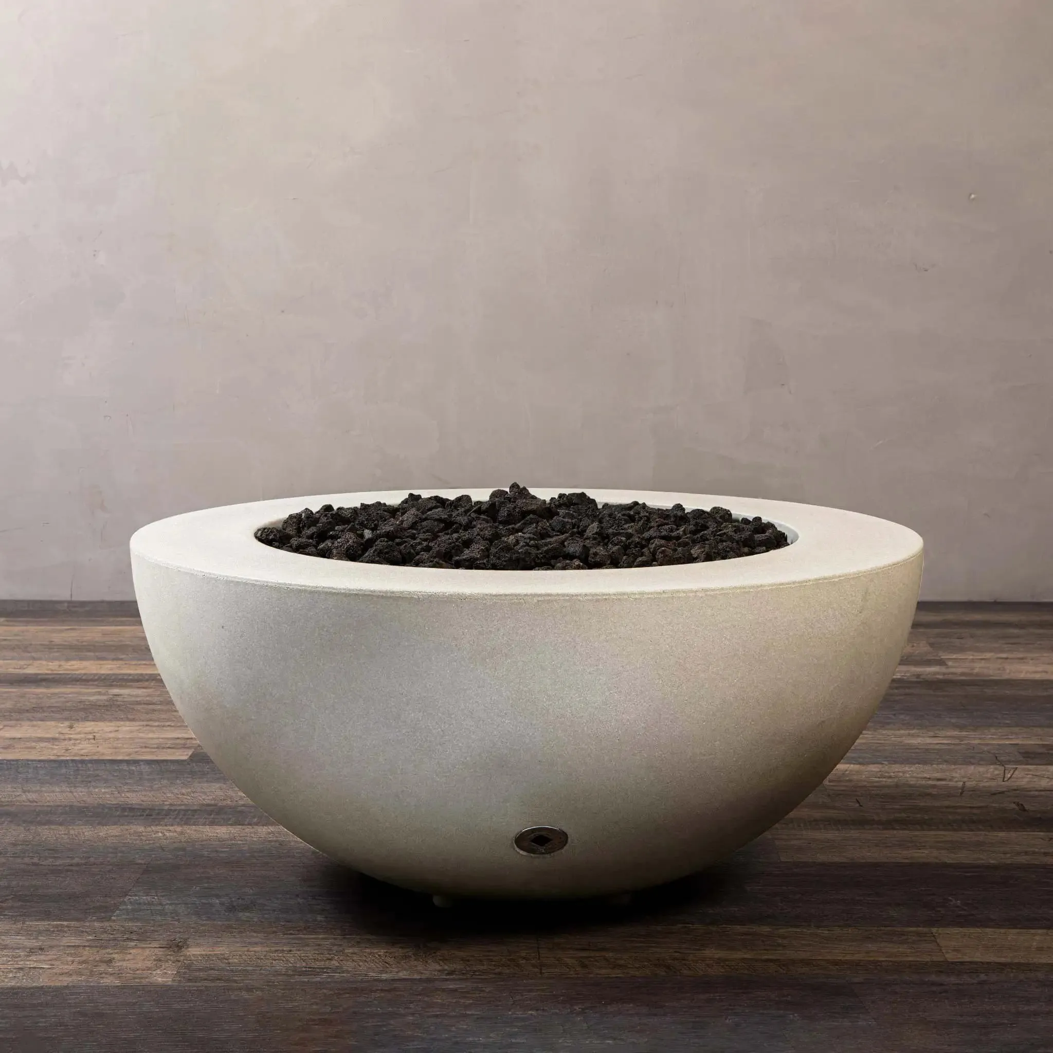 Gravity 36" W White Round Concrete Match Lit Natural Gas Fire Pit - SD-FP-GRAV-3616-WHT-ML by Starfire Designs