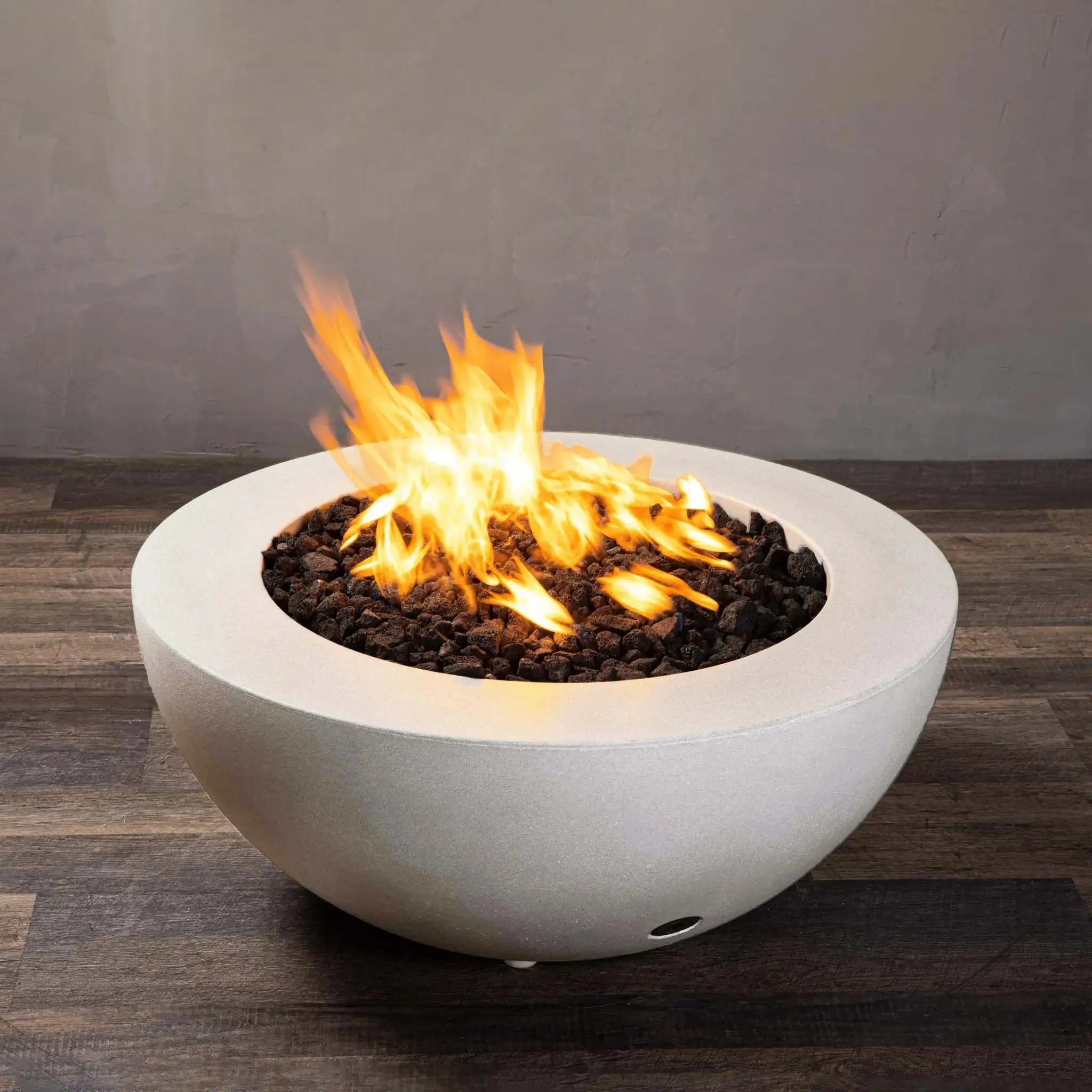 Gravity 36" W White Round Concrete Match Lit Natural Gas Fire Pit - SD-FP-GRAV-3616-WHT-ML by Starfire Designs