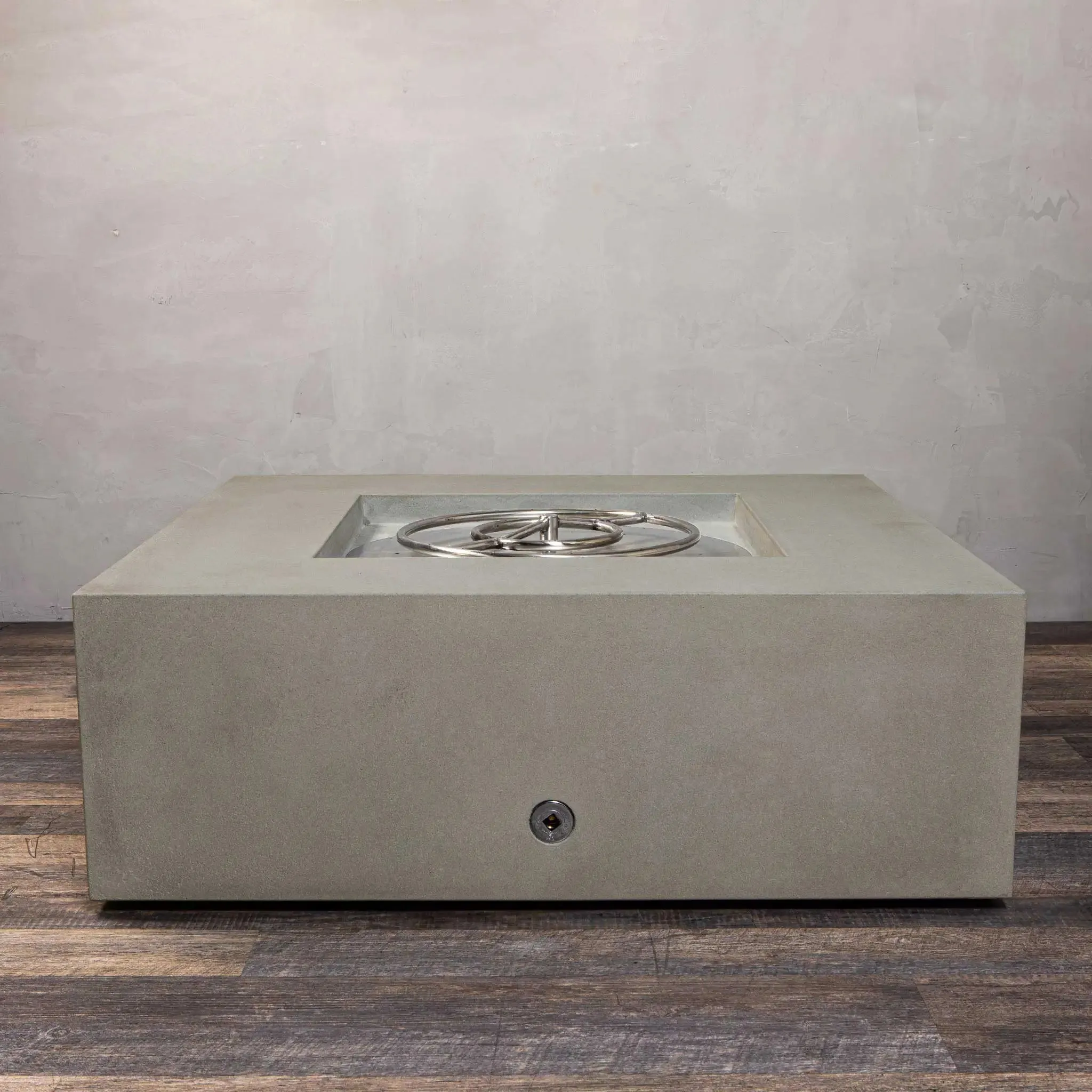 Gravity 45" W Beige Square Concrete CSA Electronic Ignition High/Low Natural Gas Fire Pit - SD-FP-GRAV-454516-BEIG-ELECCSAHL-NG by Starfire Designs
