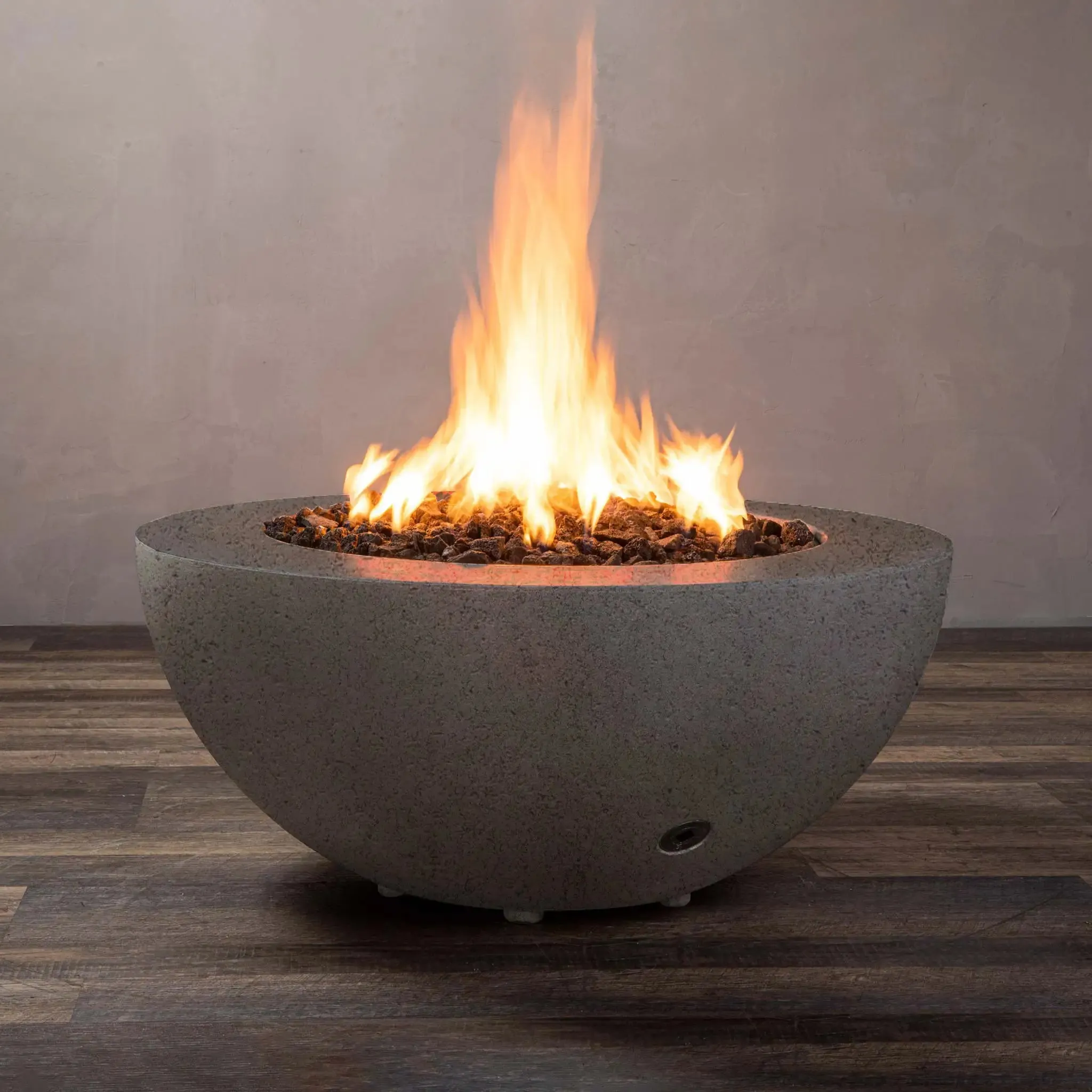 Gravity - Rustic 36" W Brown Round Concrete CSA Electronic Ignition On/Off Natural Gas Fire Pit - SD-FP-TRAV-3616-BRN-ELECCSAOO-NG by Starfire Designs