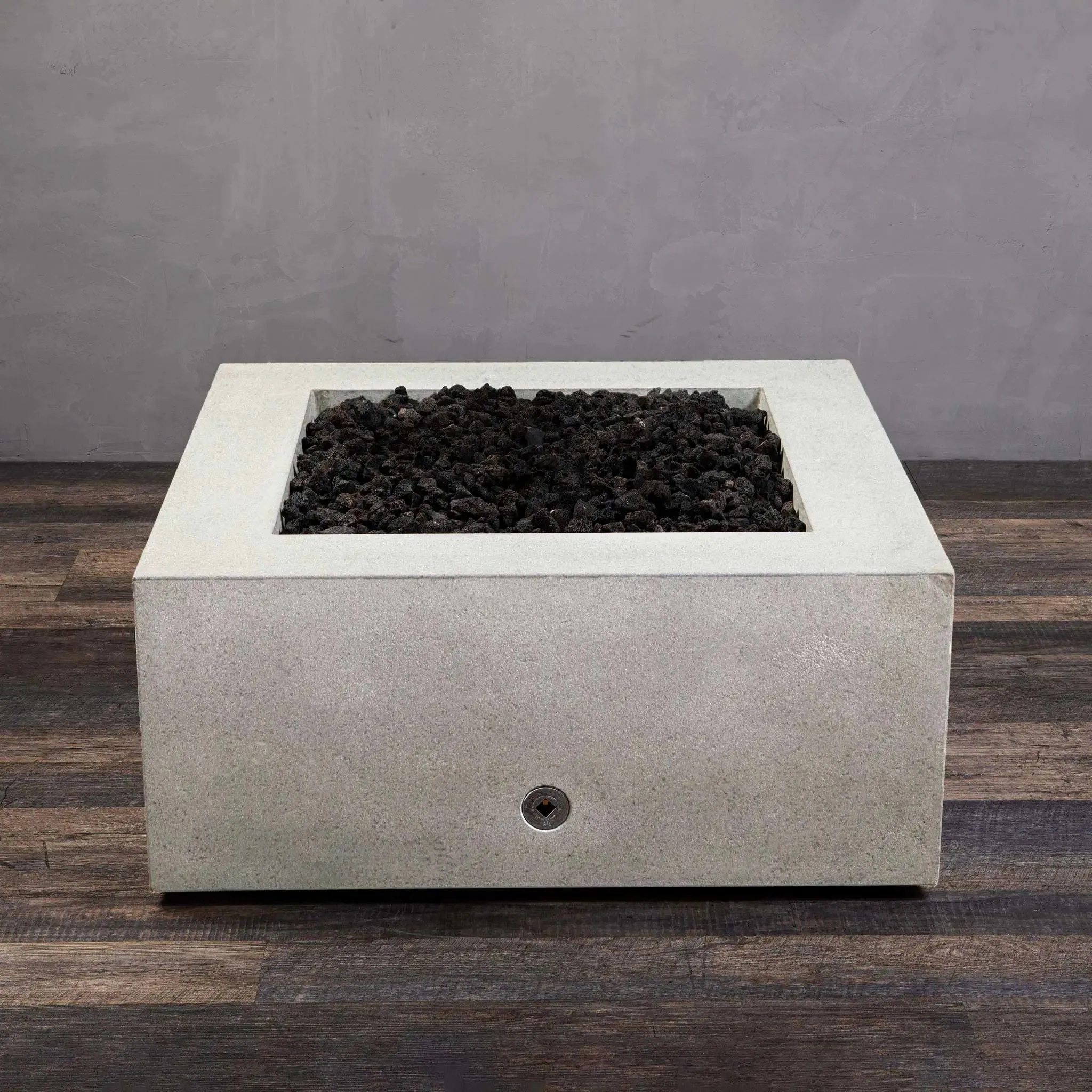 Gravity - Rustic 36" W White Square Concrete CSA Electronic Ignition High/Low Natural Gas Fire Pit - SD-FP-TRAV-363616-WHT-ELECCSAHL-NG by Starfire Designs