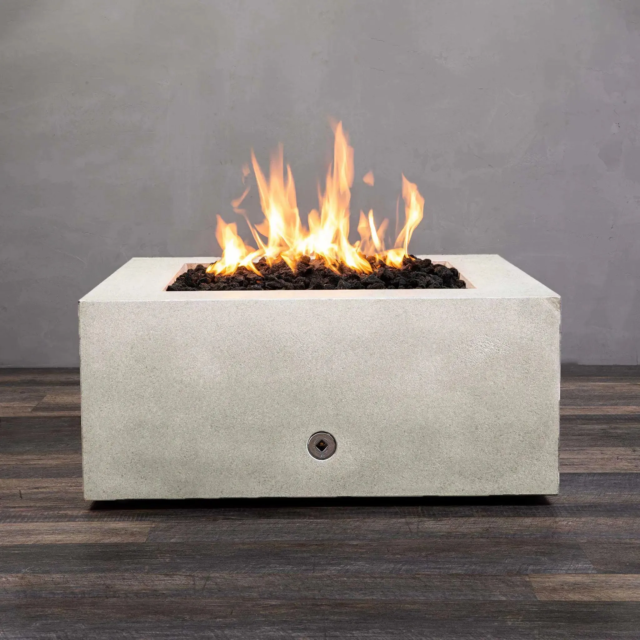 Gravity - Rustic 36" W White Square Concrete CSA Electronic Ignition High/Low Natural Gas Fire Pit - SD-FP-TRAV-363616-WHT-ELECCSAHL-NG by Starfire Designs