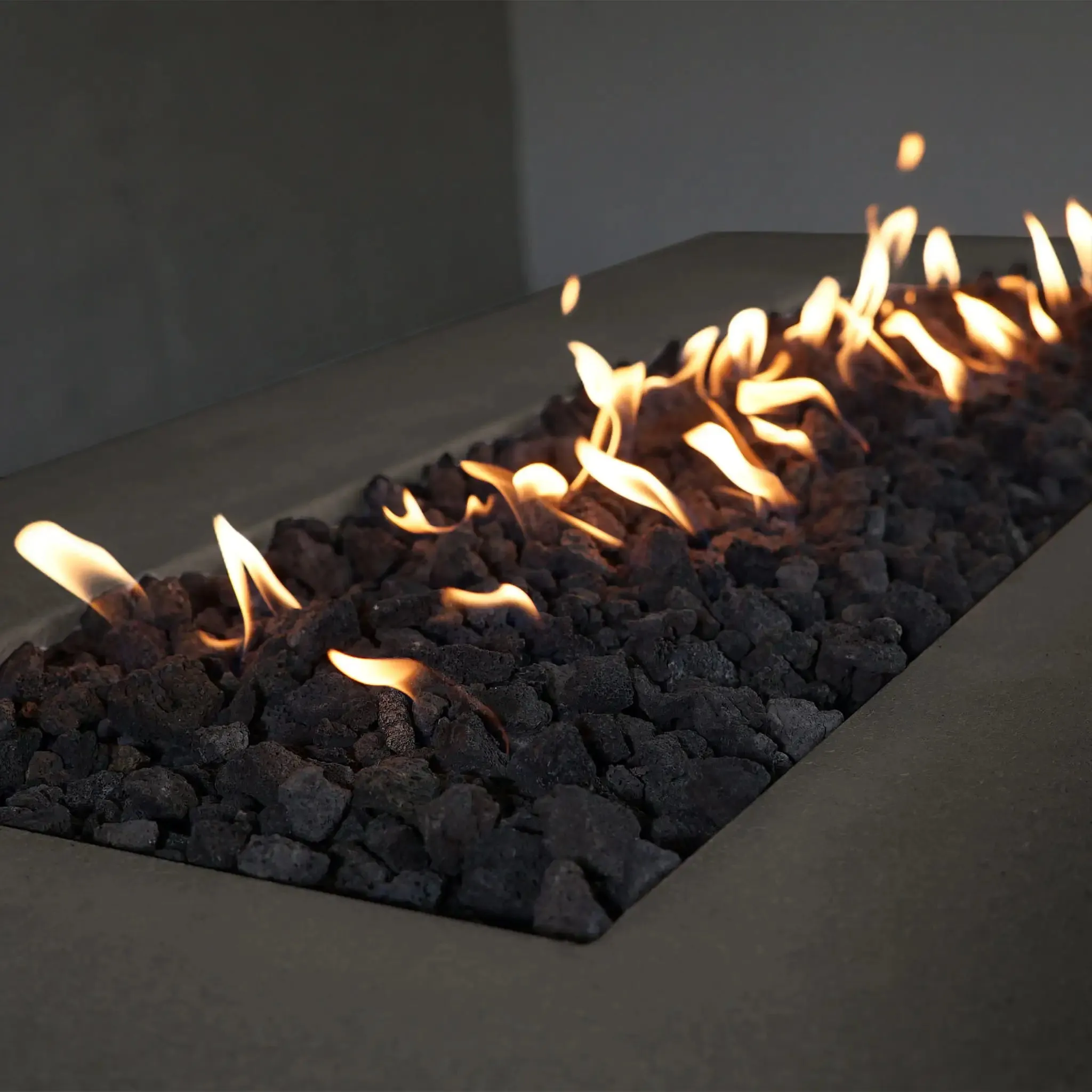 Gravity - Rustic 60" W x 32" L Brown Rectangle Concrete CSA Electronic Ignition On/Off Natural Gas Fire Pit - SD-FP-TRAV-603216-BRN-ELECCSAOO-NG by Starfire Designs
