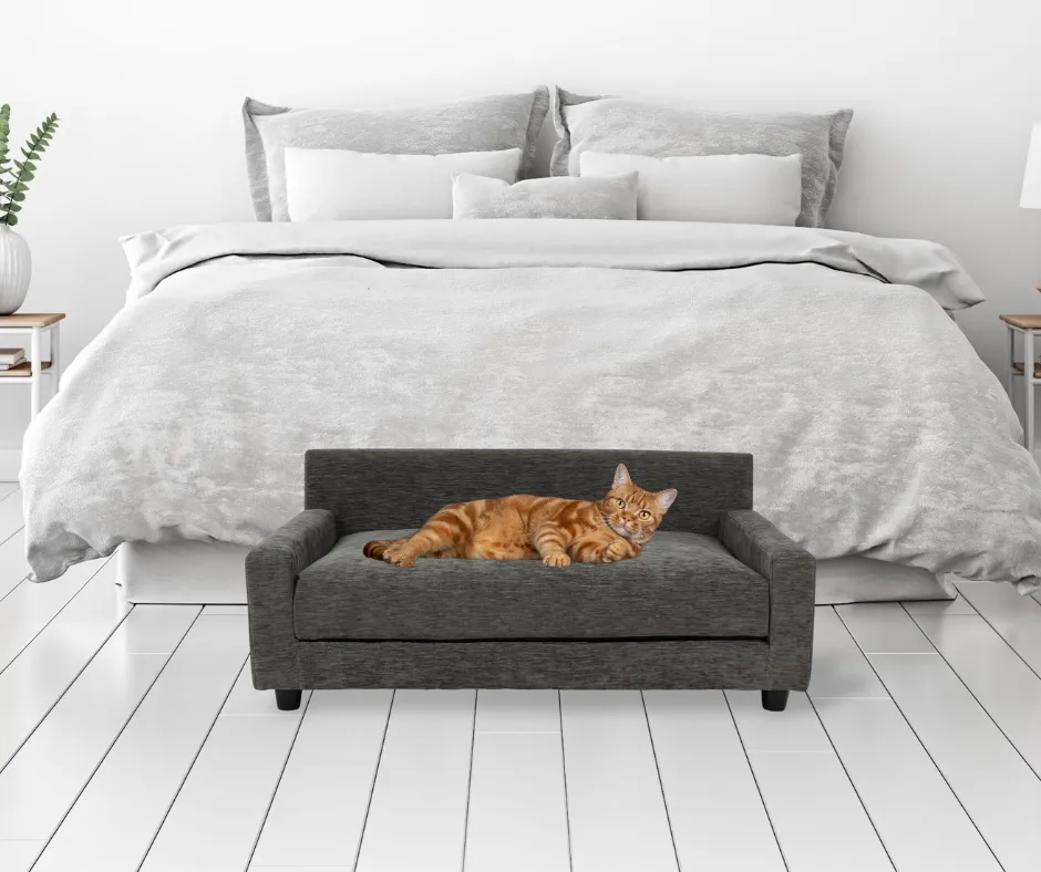 Metro Orthopedic Cat Lounger by Club Nine - NEW!!!